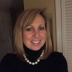 Meet your Posher, Carolyn